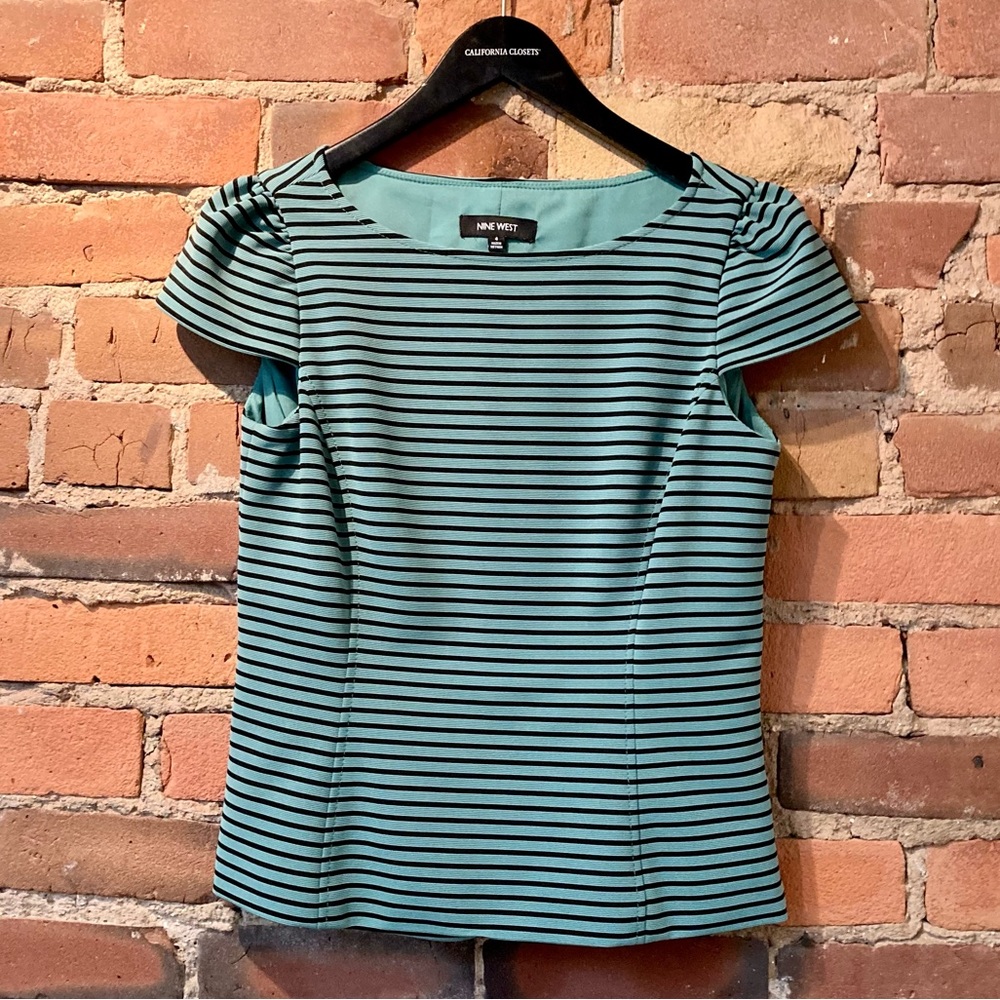 Nine West Side Zip Striped Green & Black Short Sleeve Top.  Size: 4